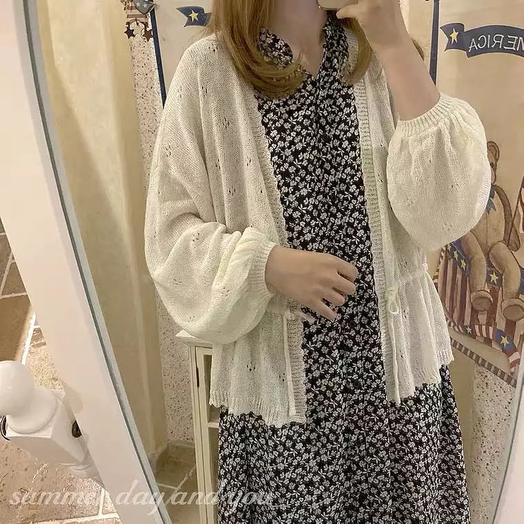 Cream girl retro style thin cardigan sweater