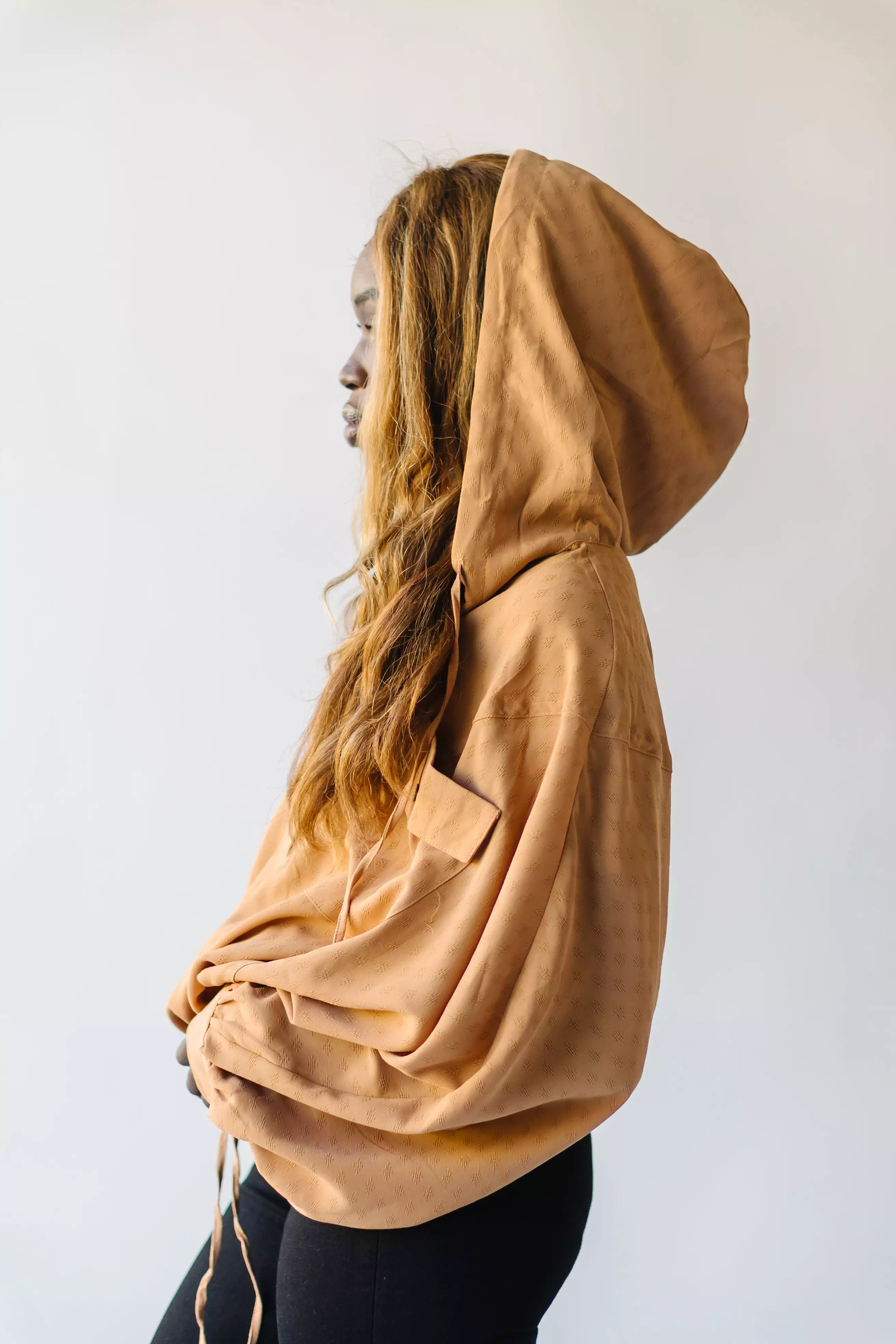 The Jentz Textured Hoodie in Camel